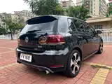 Photo 4 - Volkswagen Golf GTI