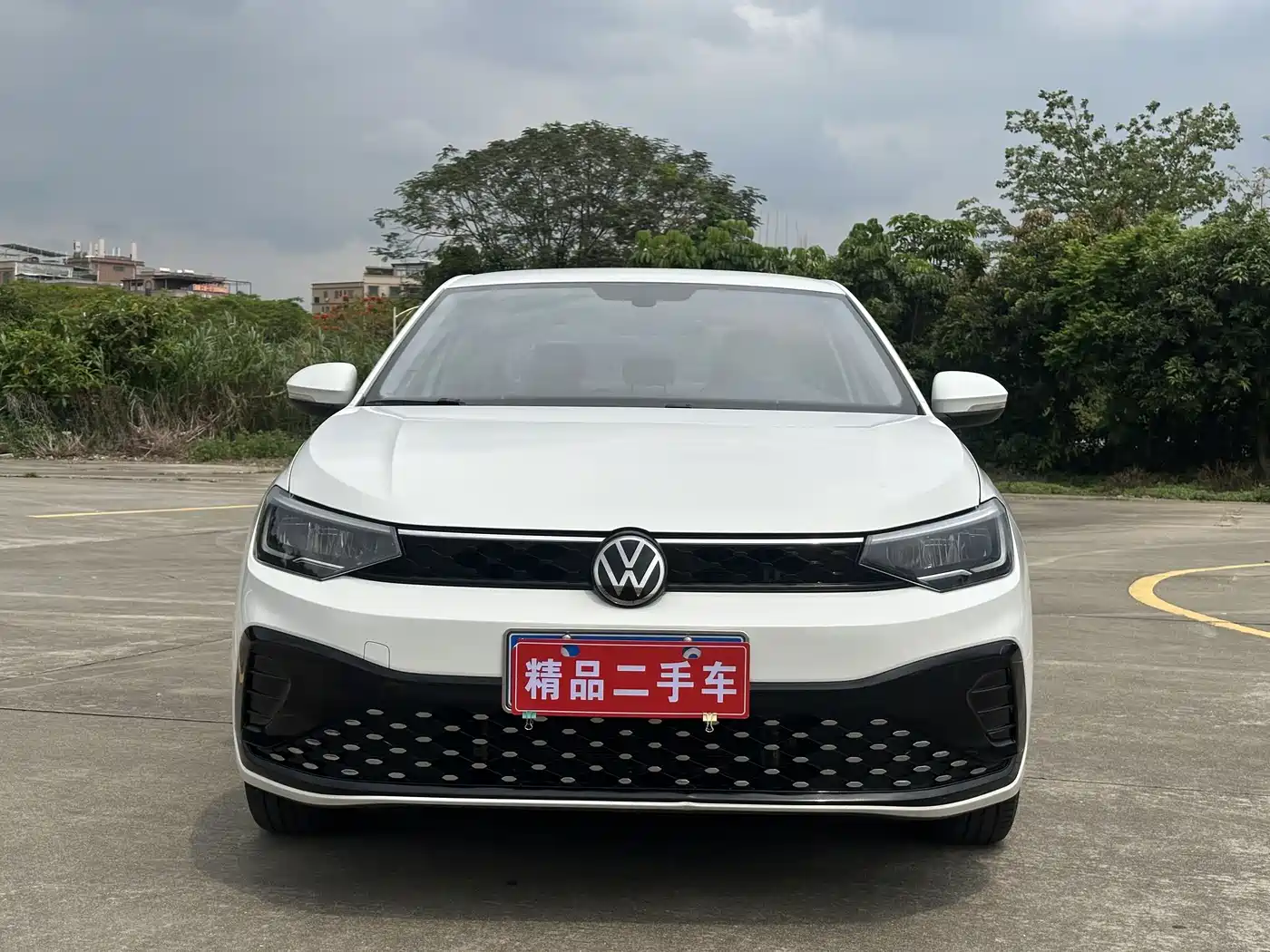 Volkswagen Lavida 2023 New Sharp 1.5L Auto Premium Edition фото 2