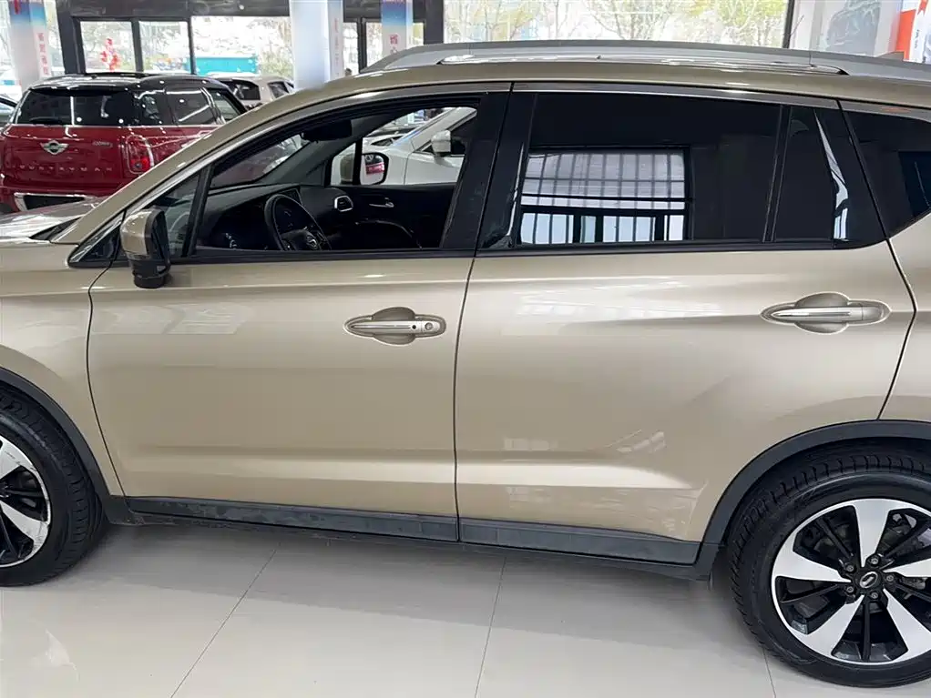 GAC Trumpchi Trumpchi GS4 2018 235T Auto 2WD Supreme Edition фото 14