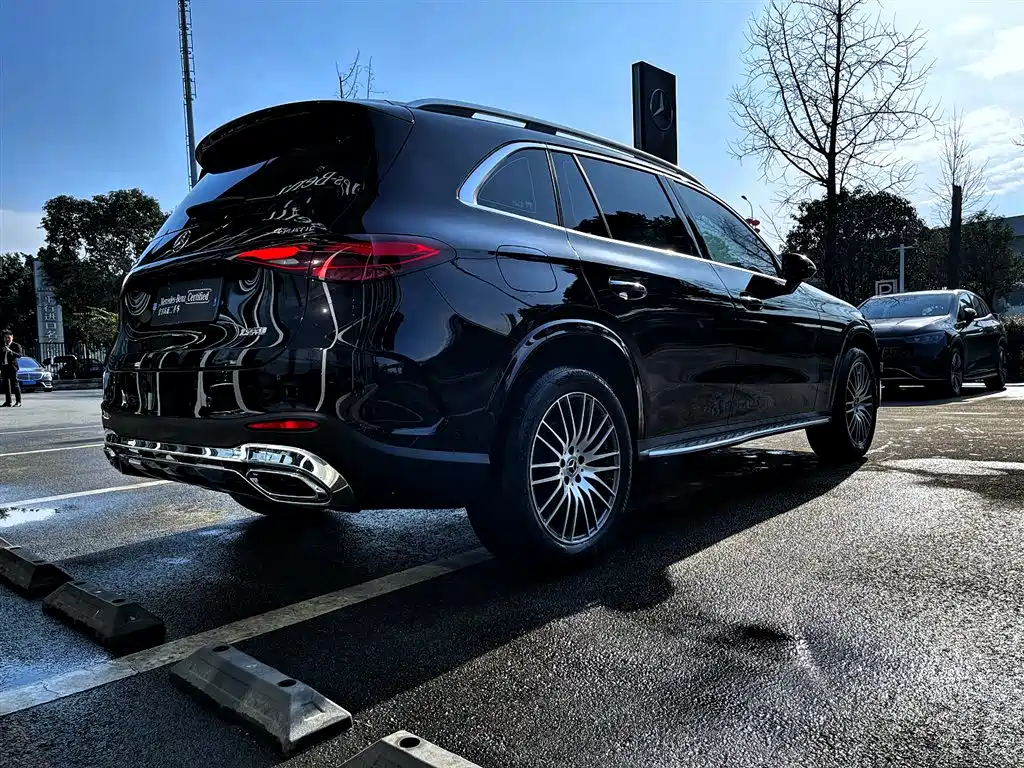 Mercedes-Benz GLC 2024 GLC 300 L 4MATIC Dynamic 5-seater фото 6