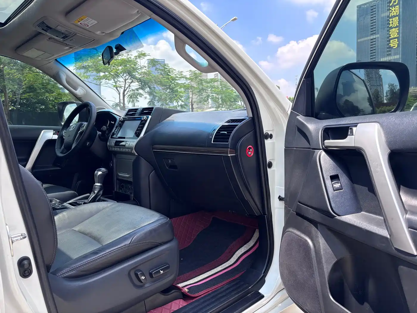 Toyota Prado 2018 3.5L Automatic TX-L Rear-mounted Spare Tire фото 11