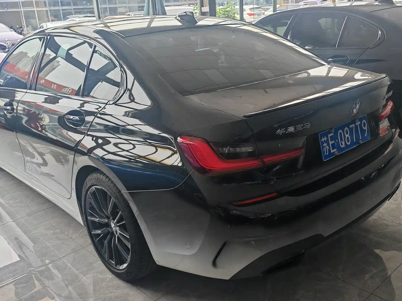 BMW 3 Series 2020 Facelift 325Li M Sport Night Edition фото 3