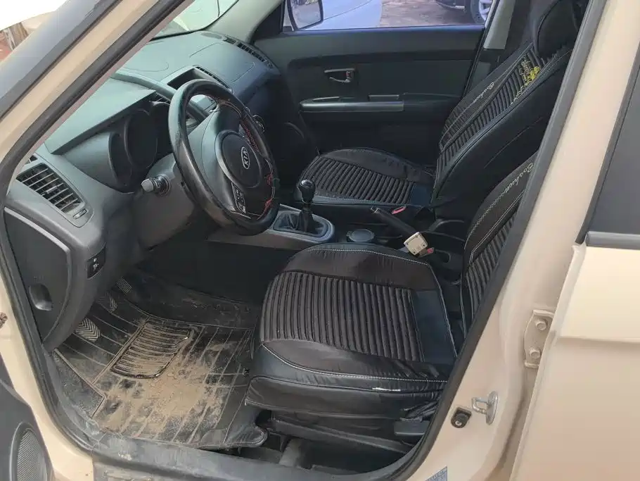 Kia Soul 2014 2013 1.6L MT GL