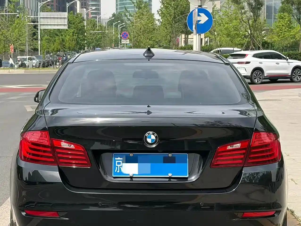 BMW 5 Series 2017 520Li Classic Edition фото 18
