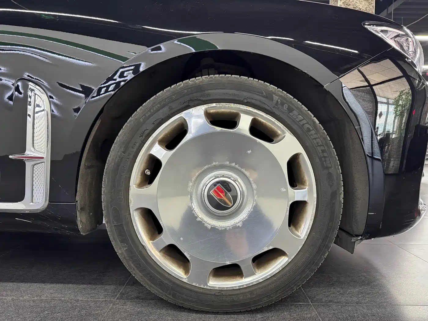 Hongqi H9 2022 2.0T Smart Connect Flag Enjoy Edition фото 15