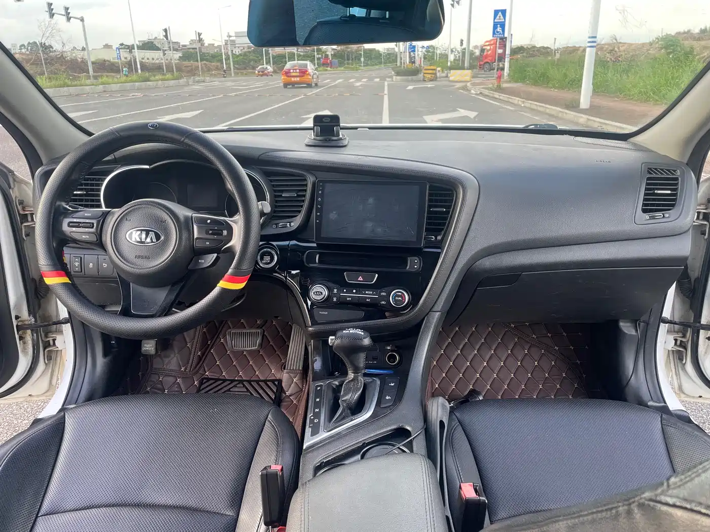 Фото 4 - Kia K5