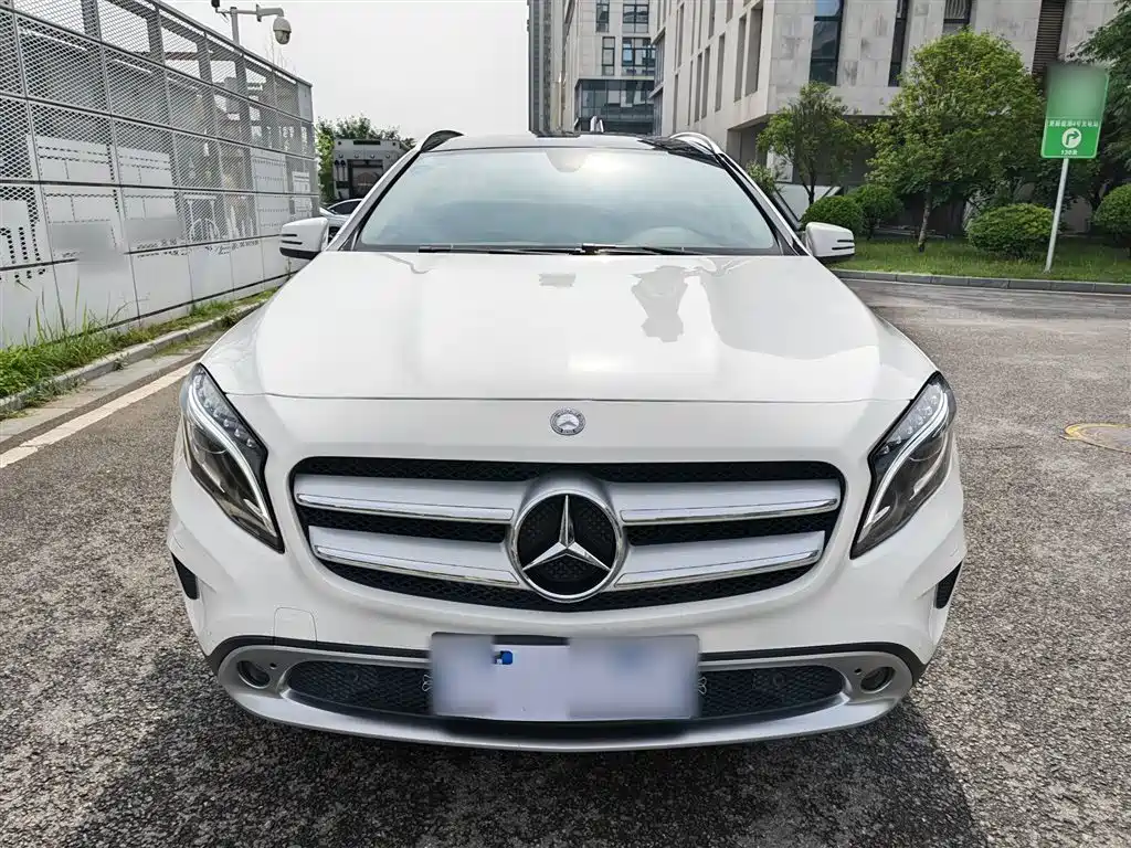Mercedes-Benz GLA 2016 GLA 200 Fashion фото 8