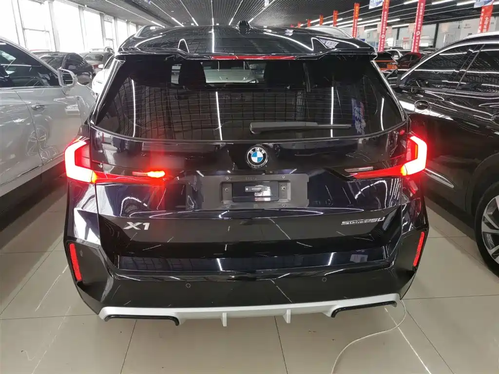 BMW X1 2023 sDrive25Li M Sport Package фото 6