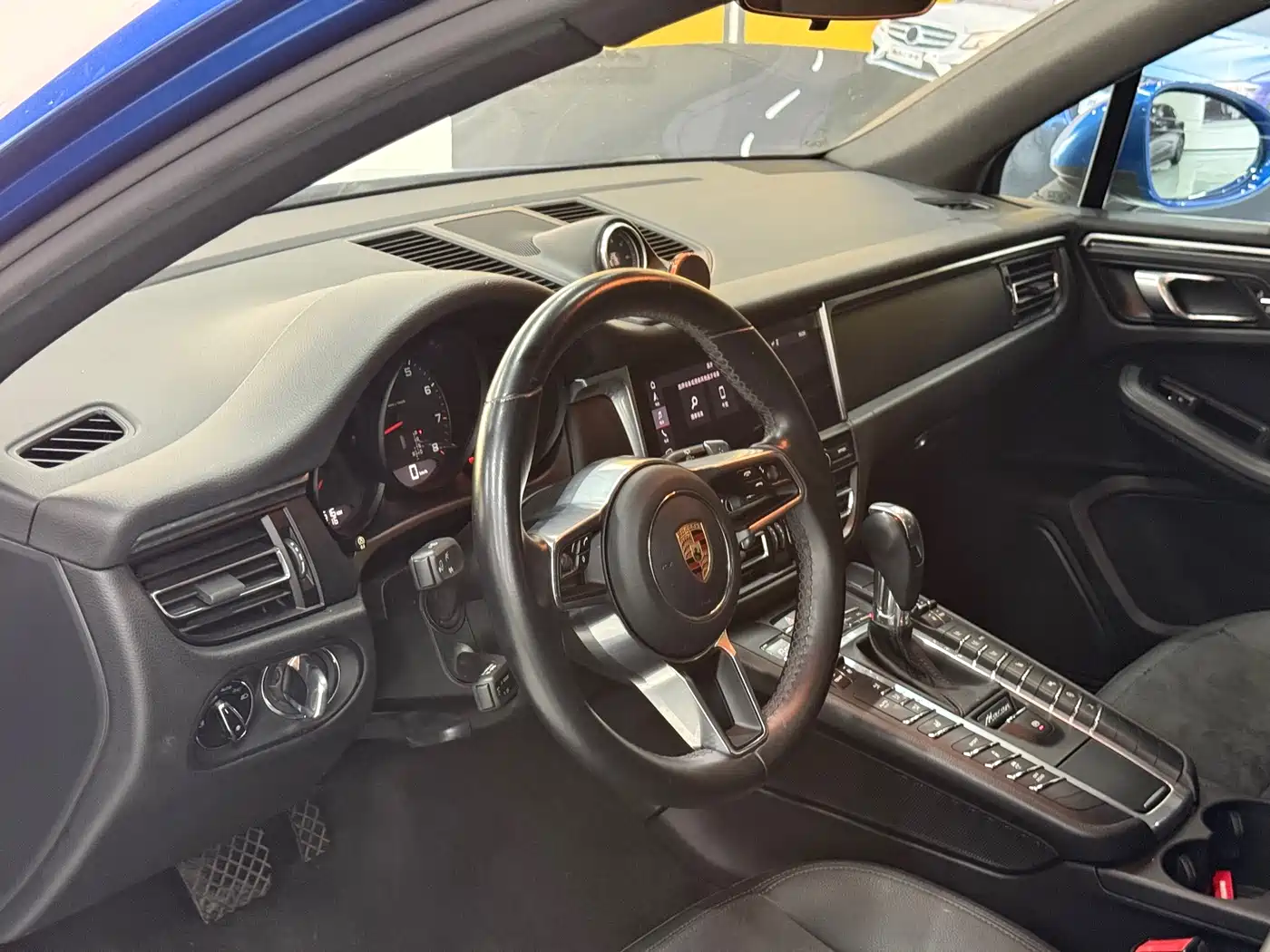 Porsche Macan 2018 Macan 2.0T фото 6