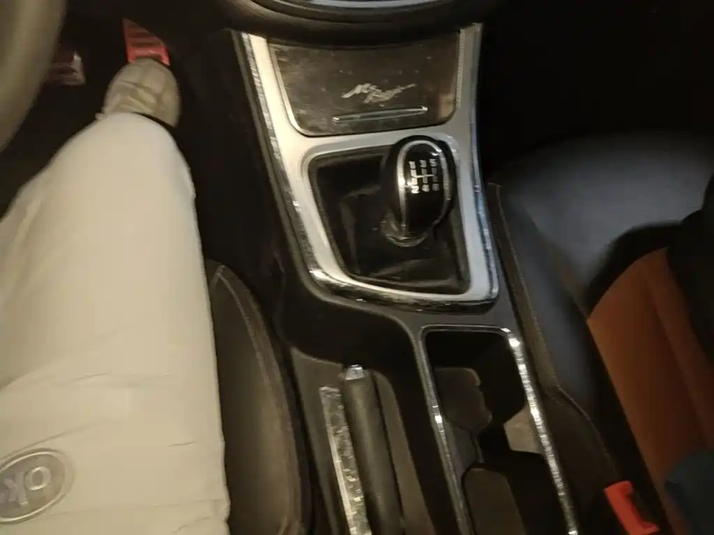 Baojun 560 2015 2015 1.8L Manual Elite