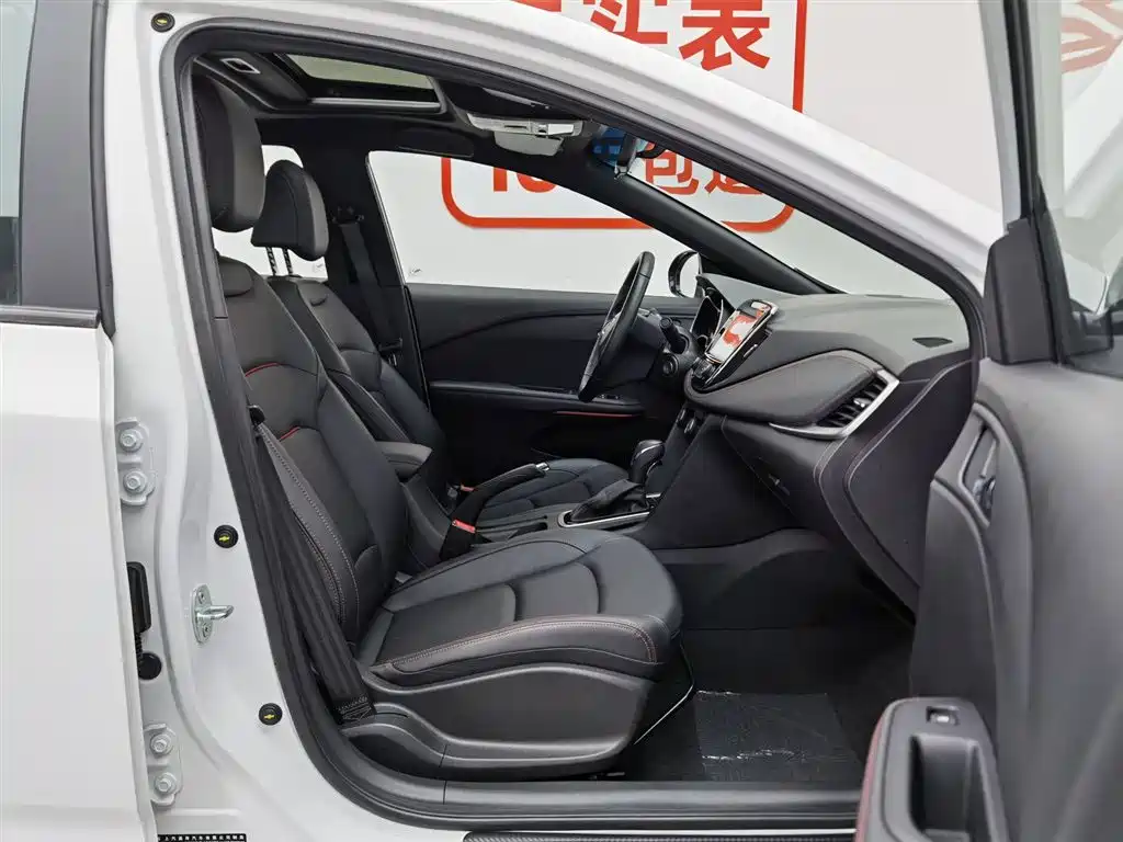Chevrolet Monza 2022 Mild Hybrid RS 330T Automatic Comfort Edition фото 23