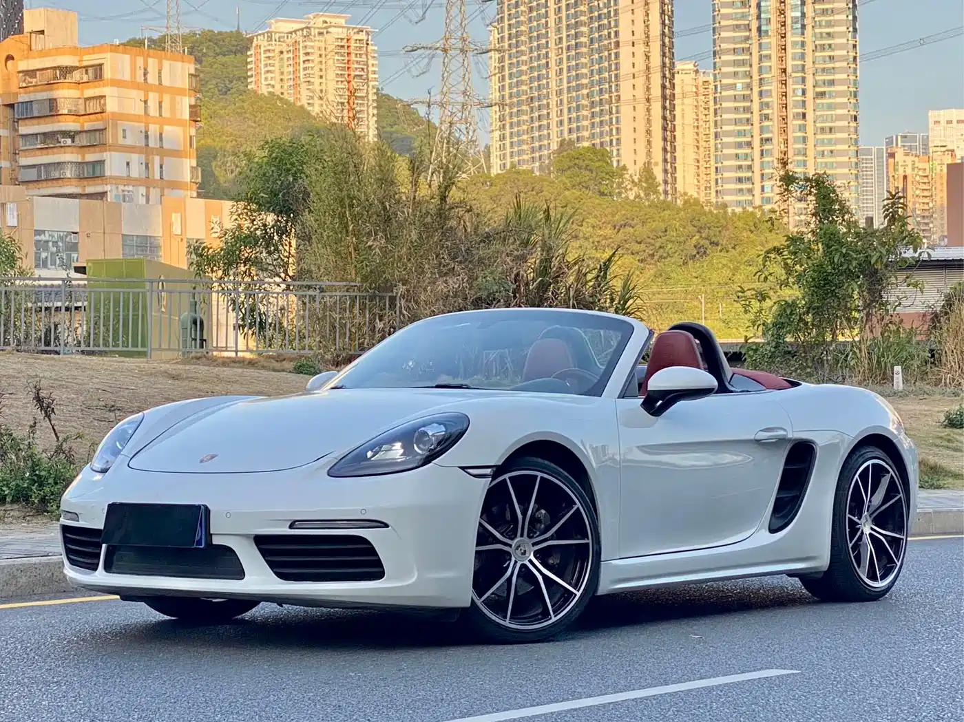 Porsche 718 2018 Boxster 2.0T фото 2