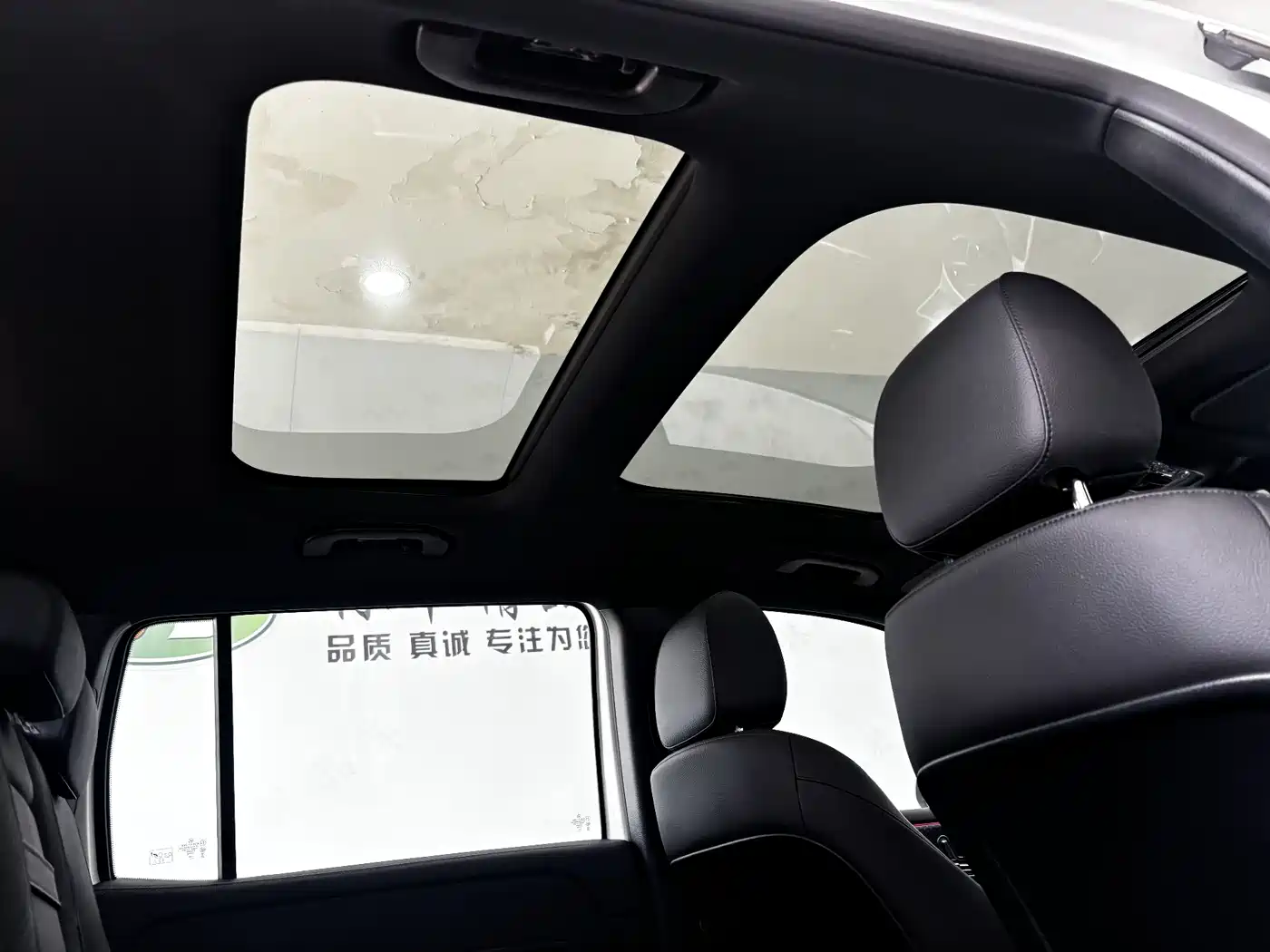 Mercedes-Benz GLB 2025 Model GLB 220 Fashion Style фото 30
