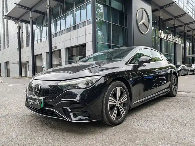 Mercedes-Benz EQE 500 4MATIC, Авангард