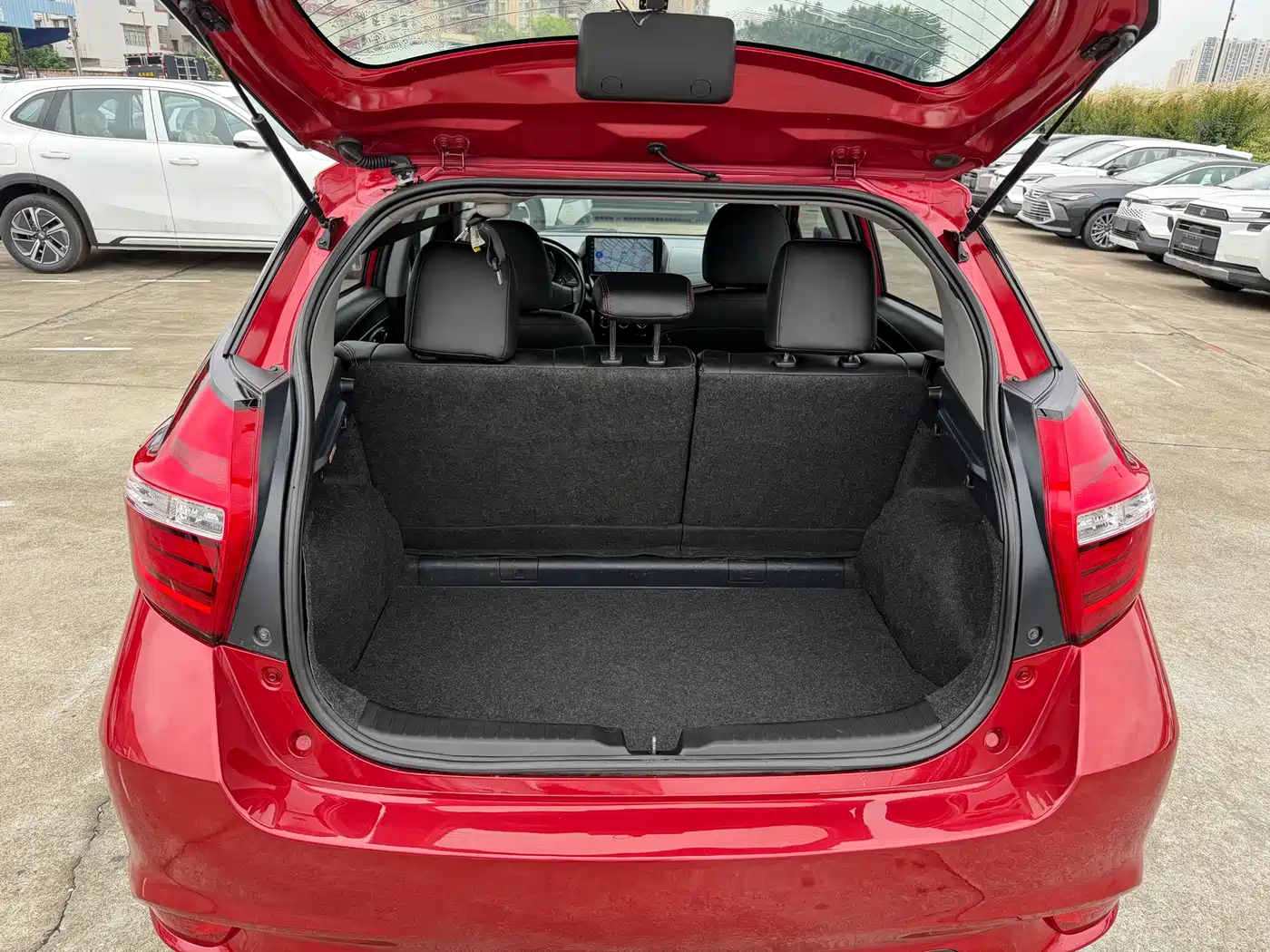 Toyota YARiS L Zhi Xuan 2019 1.5E CVT MeiDong Edition China VI фото 16