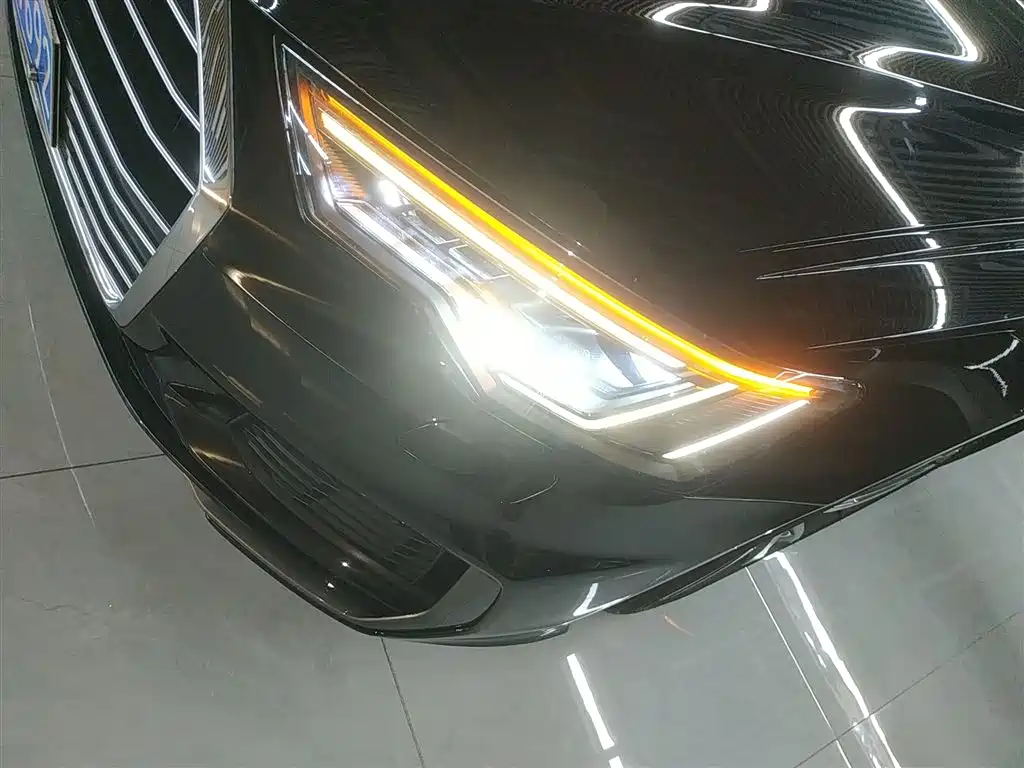 Audi A6L 2019 40 TFSI Luxury Dynamic фото 15