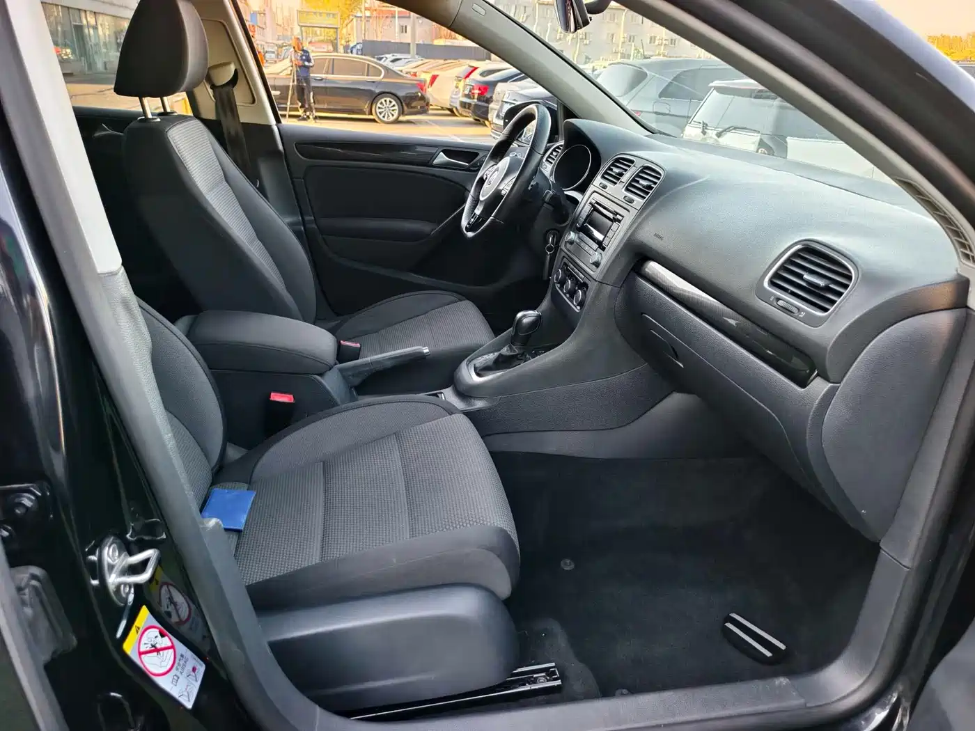 Volkswagen Golf 2011 1.4TSI Auto Comfort фото 17
