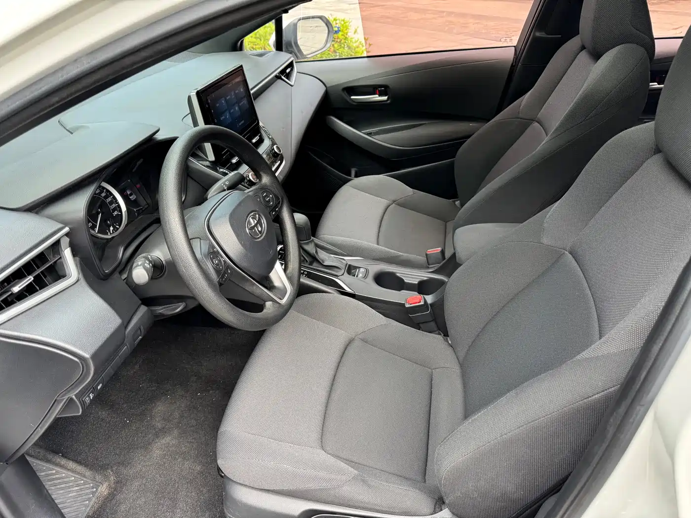 Toyota Levin 2021 185T CVT Luxury Edition фото 9