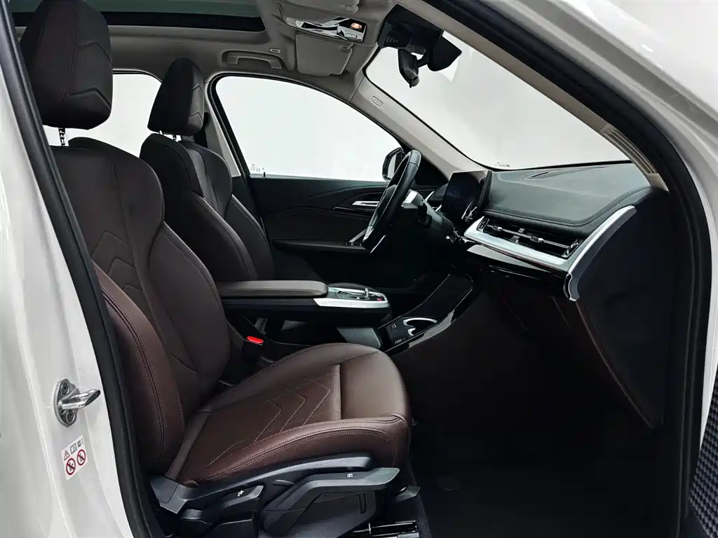 BMW X1 2023 sDrive20Li X Design Package фото 20
