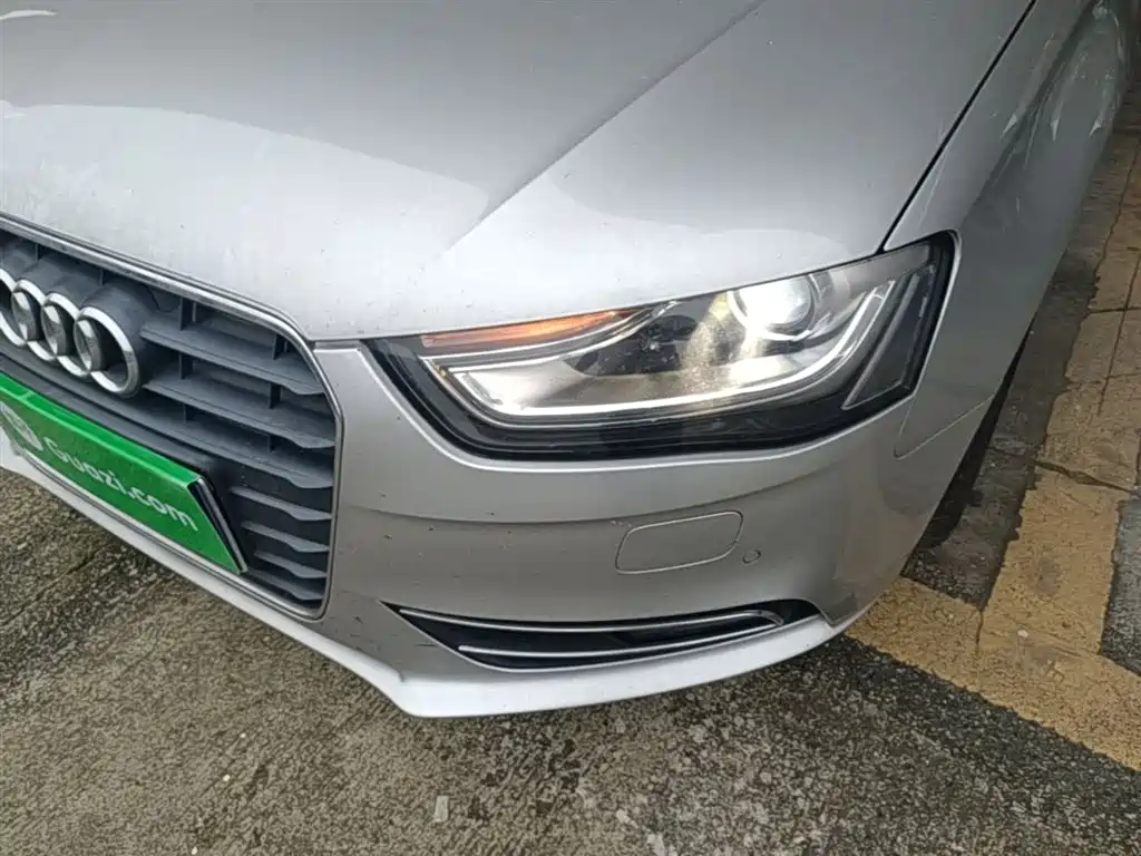 Audi A4L 2015 35 TFSI Auto Standard фото 24