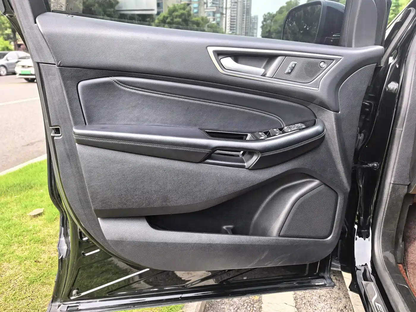 Ford Edge 2021 2021 PLUS EcoBoost 245 FWD Luxury Sharp 7-seater