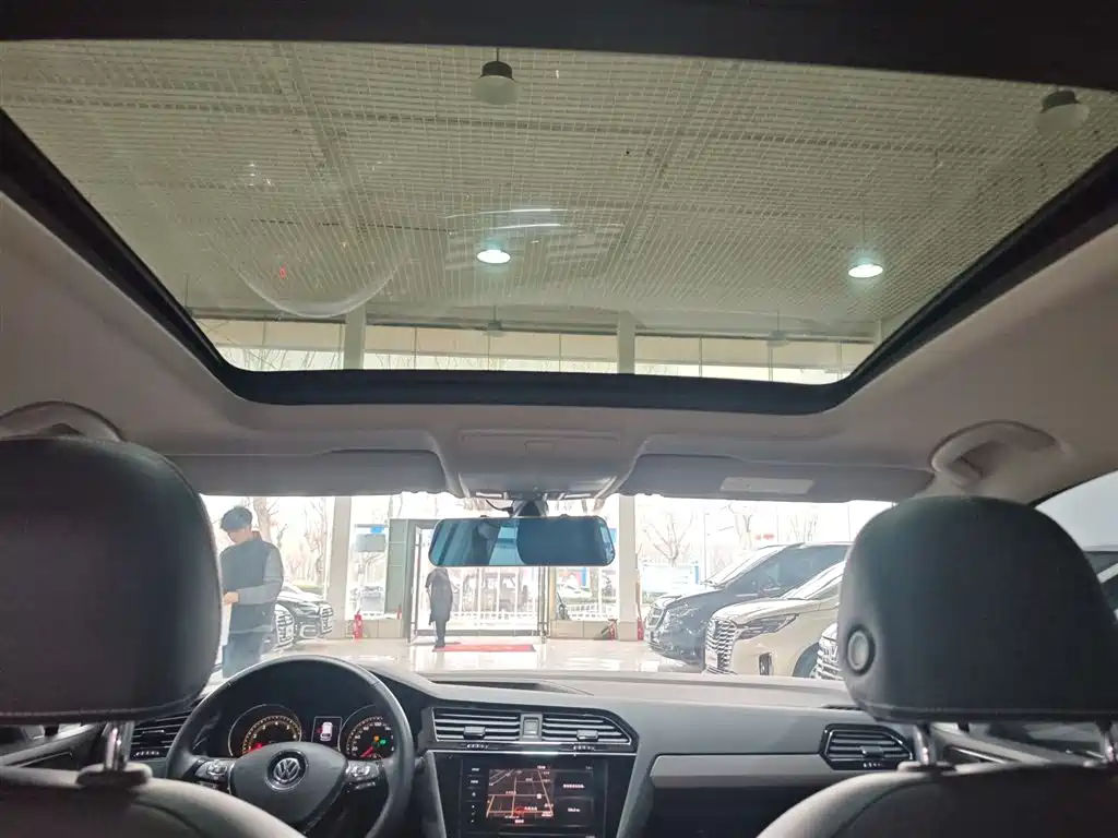 Volkswagen Tiguan L 2019 Facelift 330TSI Auto 2WD Smart Luxury China VI фото 18