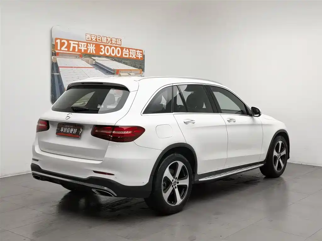 Mercedes-Benz GLC 2018 Facelift GLC 260 4MATIC Luxury фото 2