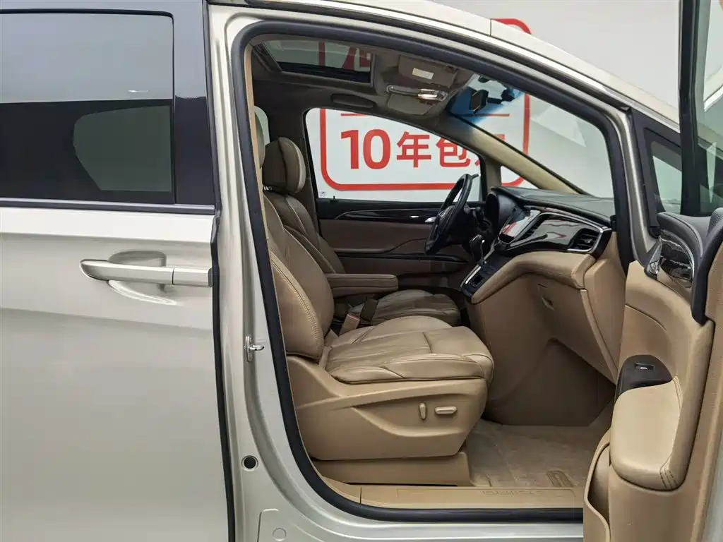 Buick GL8 2017 ES 28T Premium China V фото 23