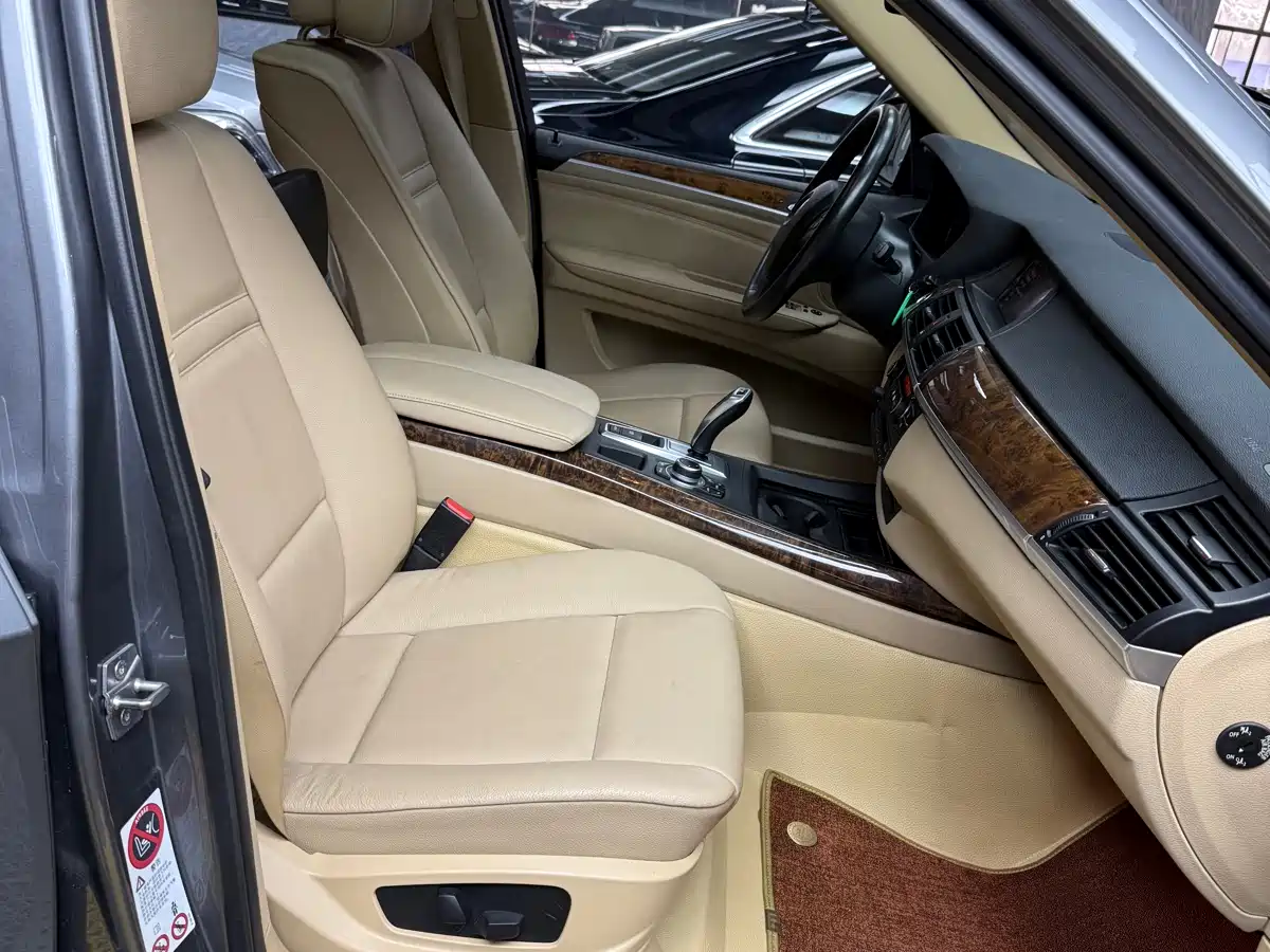 BMW X5 (Import) 2011 xDrive35i Luxury Edition фото 9
