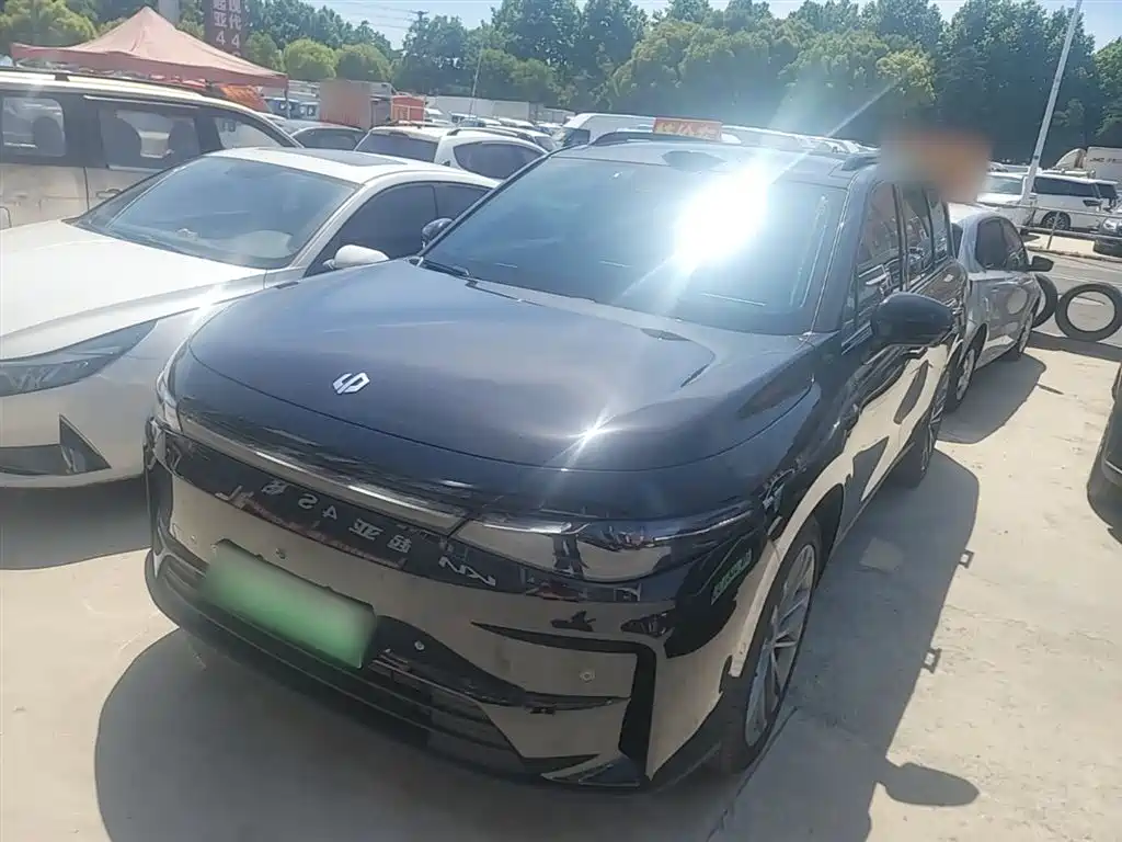 Leapmotor C16 2026 Model Year EREV 280 LiDAR Premium Edition 6-Seater