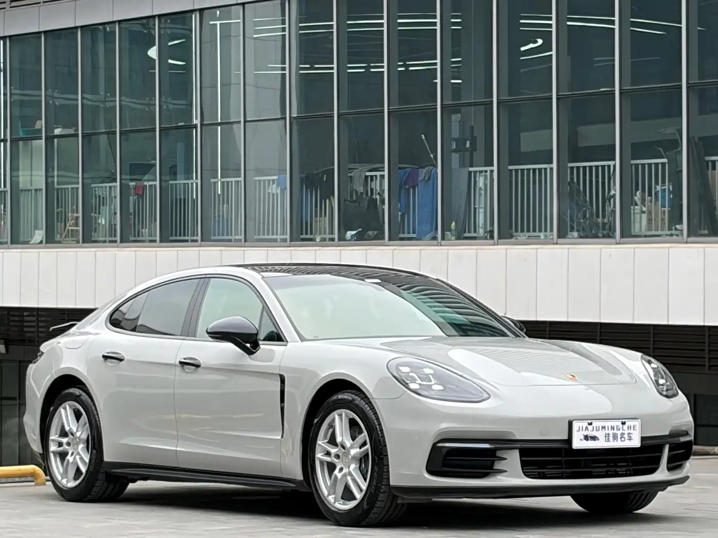 Porsche Panamera 2017 Panamera 3.0T фото 3