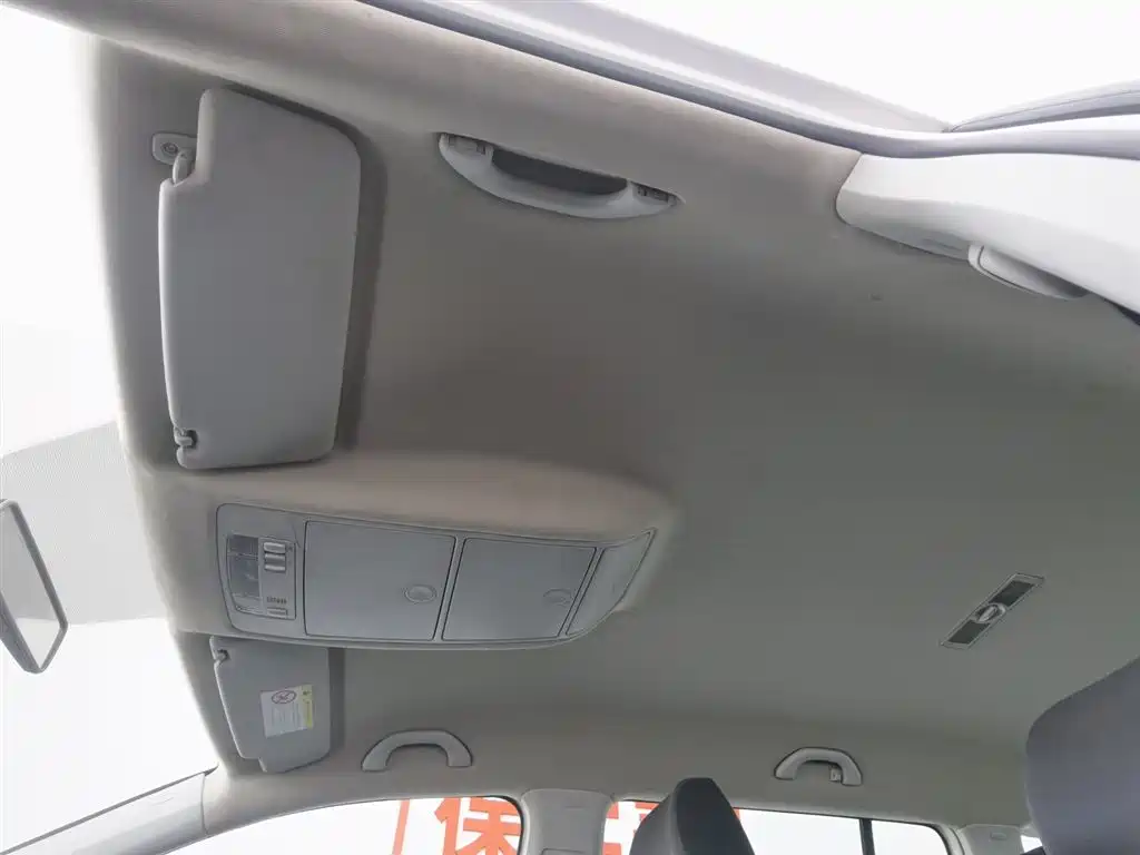 Volkswagen Touran 2015 1.4T Manual Trend Edition 5-seater фото 14