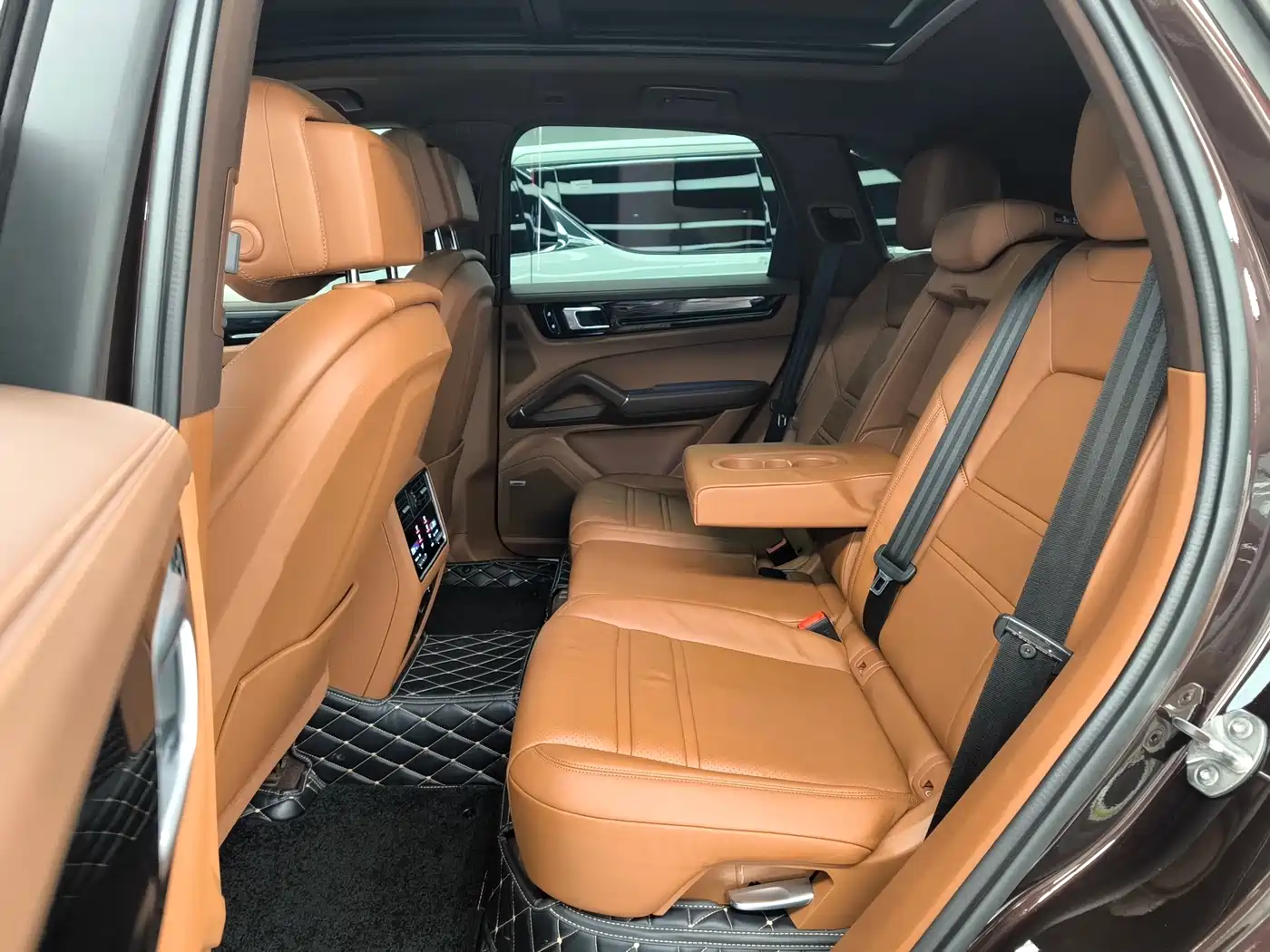 Porsche Cayenne New Energy 2021 Cayenne E-Hybrid 2.0T фото 14