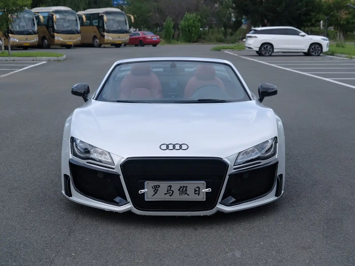 Photo 28 - Audi R8