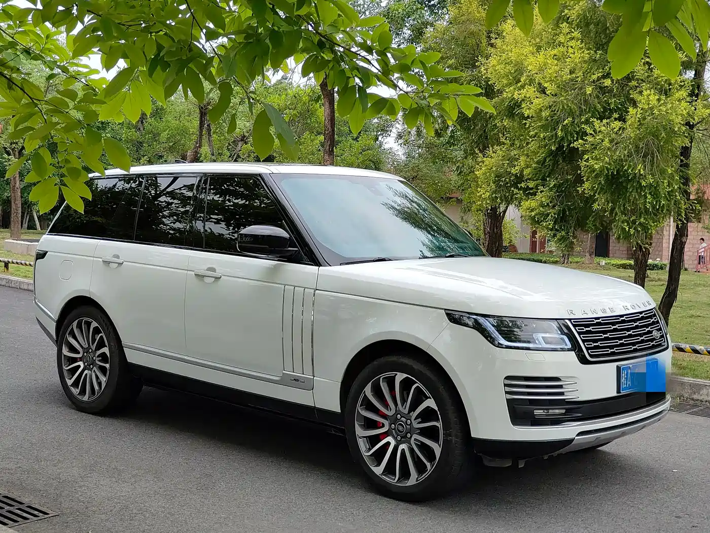 Land Rover Range Rover 2014 3.0 SC V6 Vogue фото 3