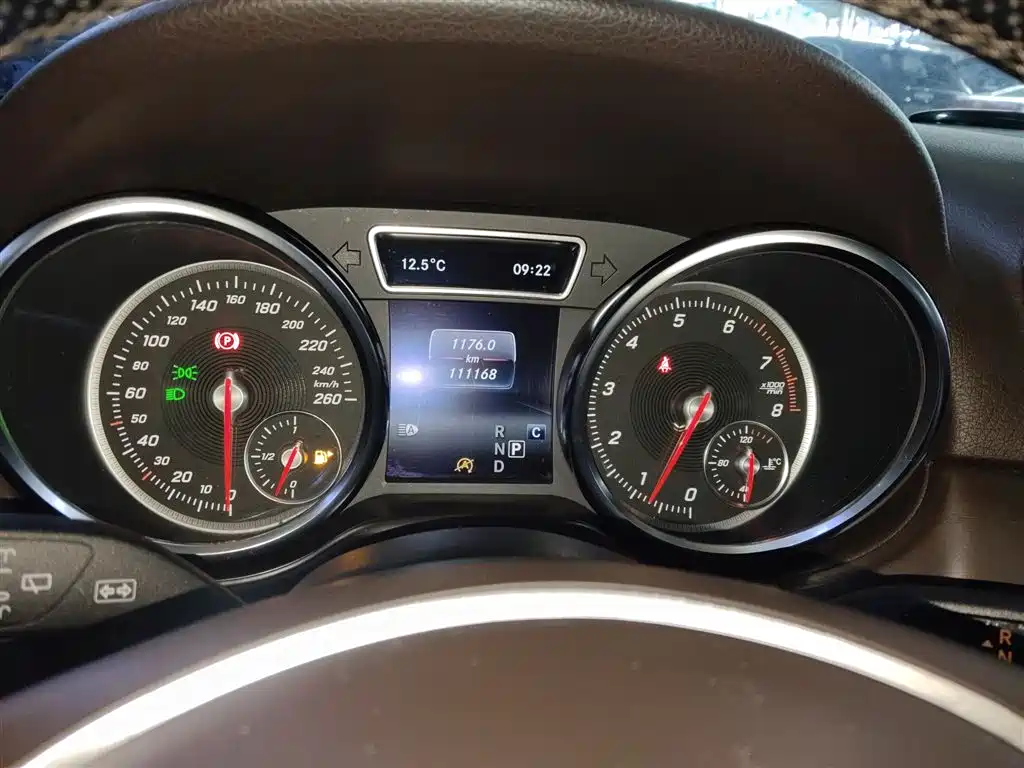 Mercedes-Benz GLE 2017 GLE 320 4MATIC Dynamic фото 12