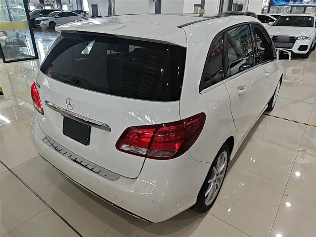 Mercedes-Benz B-Class 2015 B 200 Dynamic фото 7