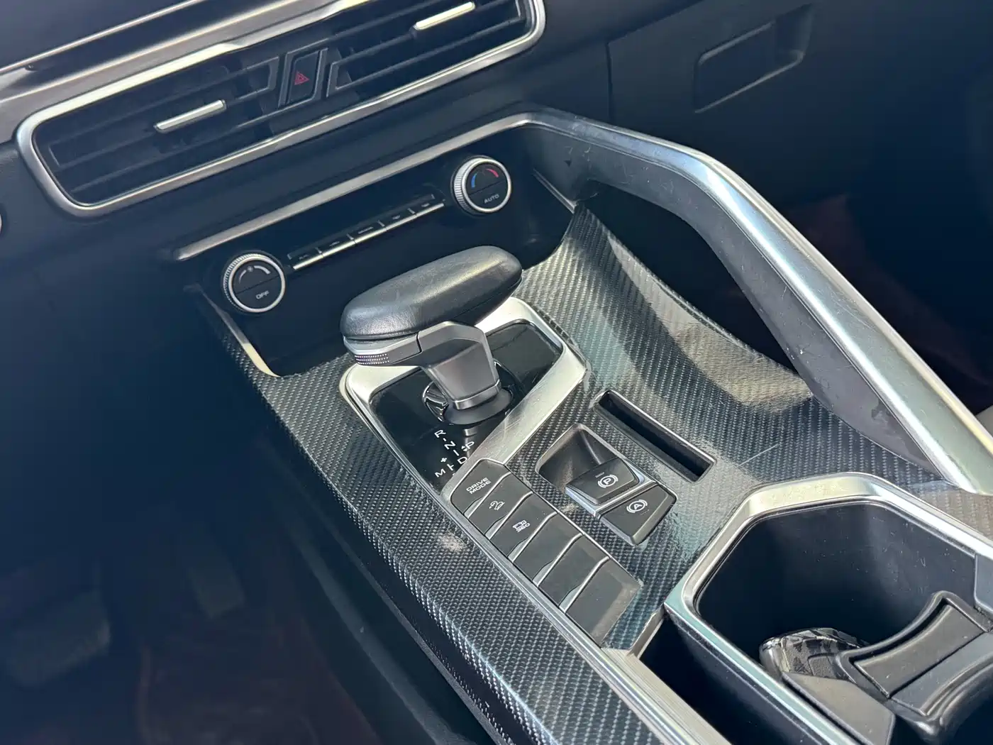 GEELY AUTOMOBILE BINYUE