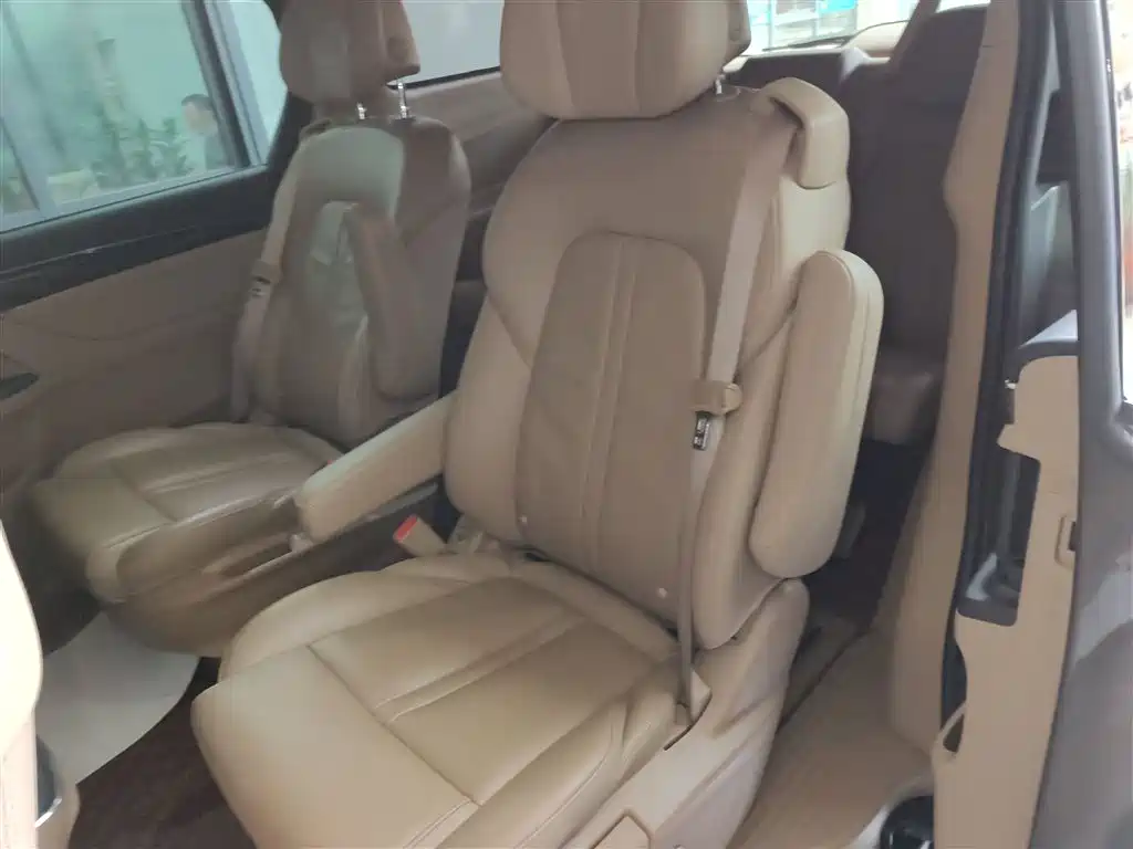Buick GL8 2018 ES 28T Premium Type China VI фото 17