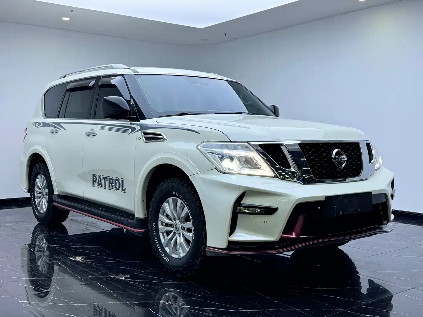 Nissan Patrol 2020 2018 Model 5.6L Standard