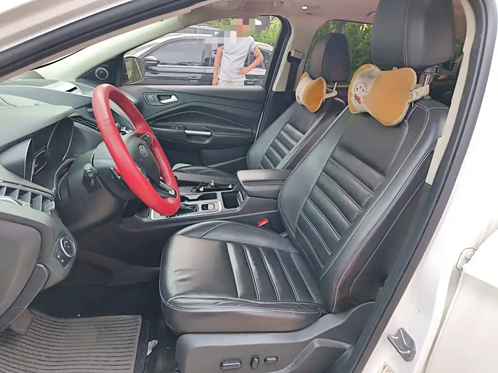 Photo 11 - Ford Kuga