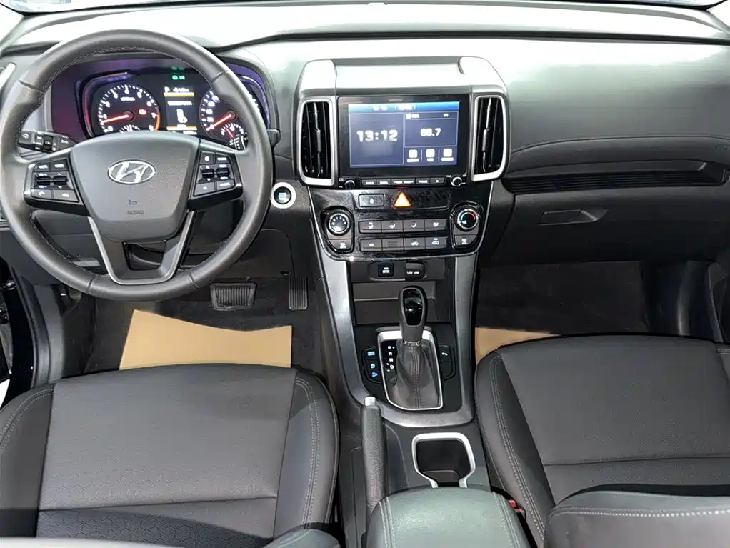 Hyundai Beijing Hyundai ix35 2020 2.0L Automatic 2WD Zhiyong·Changxiang Edition фото 6
