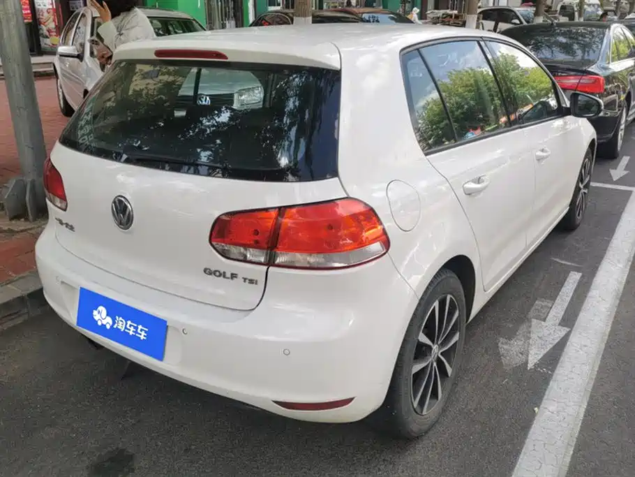 Volkswagen Golf 2012 1.4TSI Automatic Luxury фото 3