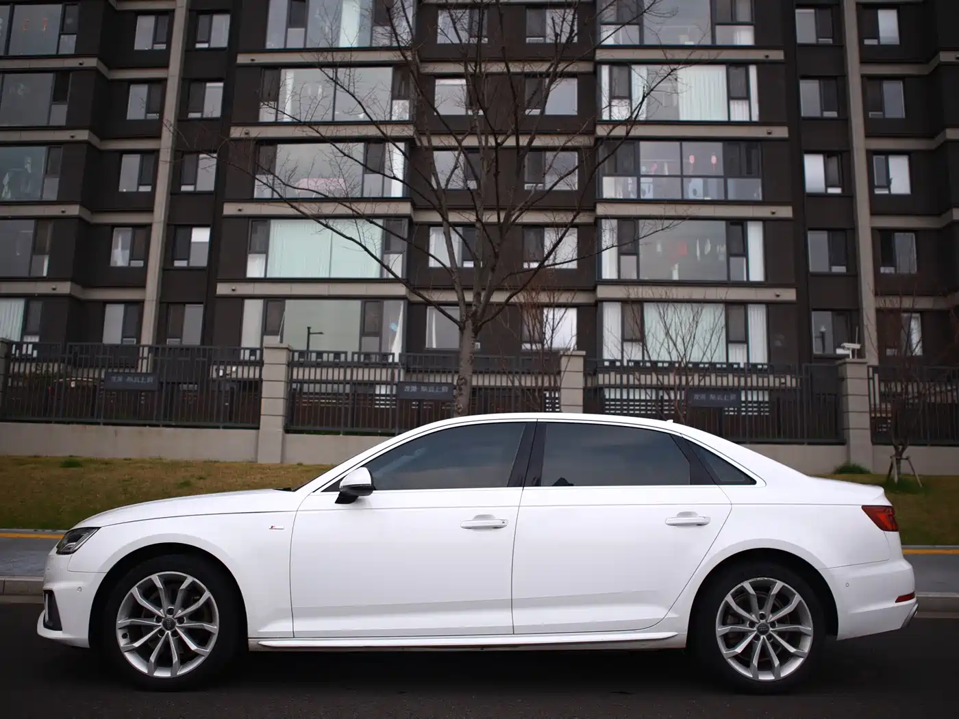 Audi A4L 2019 40 TFSI Fashion (China VI) фото 4