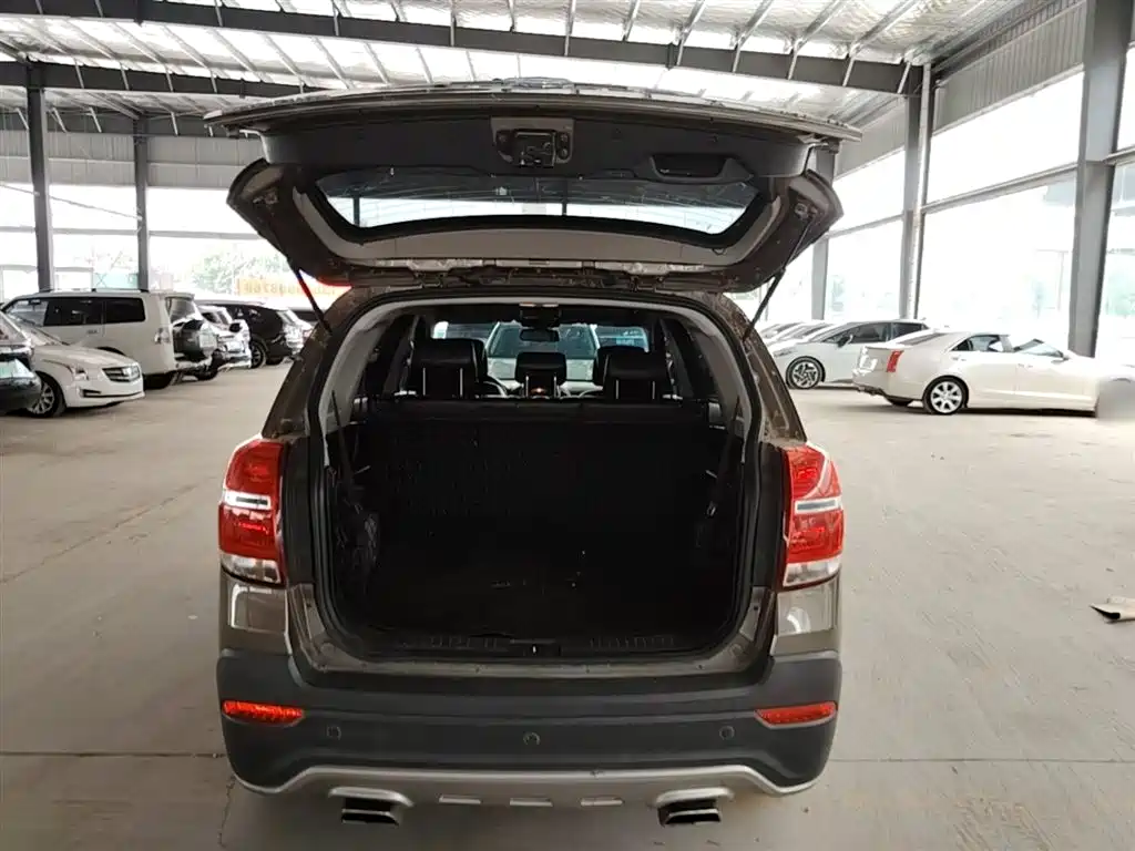 Chevrolet Captiva 2017 2.4L 4WD Flagship Edition 7-Seater фото 19