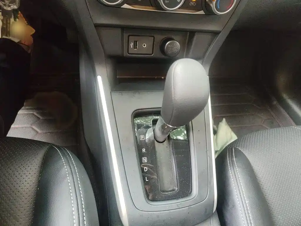 Nissan SYLPHY, миниатюра 7