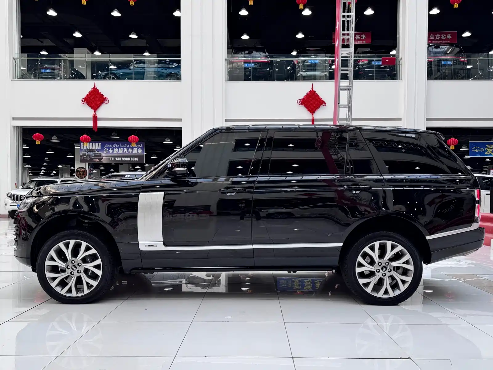 Фото 20 - Land Rover Range Rover