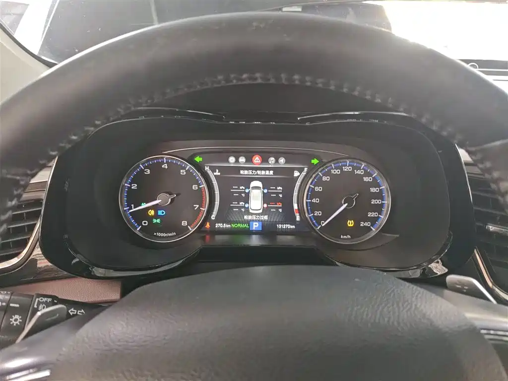 GAC Trumpchi Trumpchi GS8 2017 320T 2WD Luxury Smart Connect (7-seater) фото 12