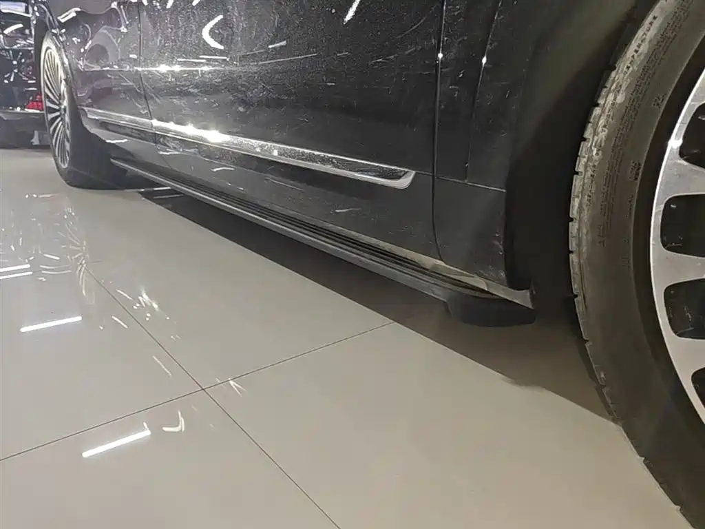 AITO Wenjie AITO M9 2025 Extended Range Ultra 52kWh 6-Seater фото 19