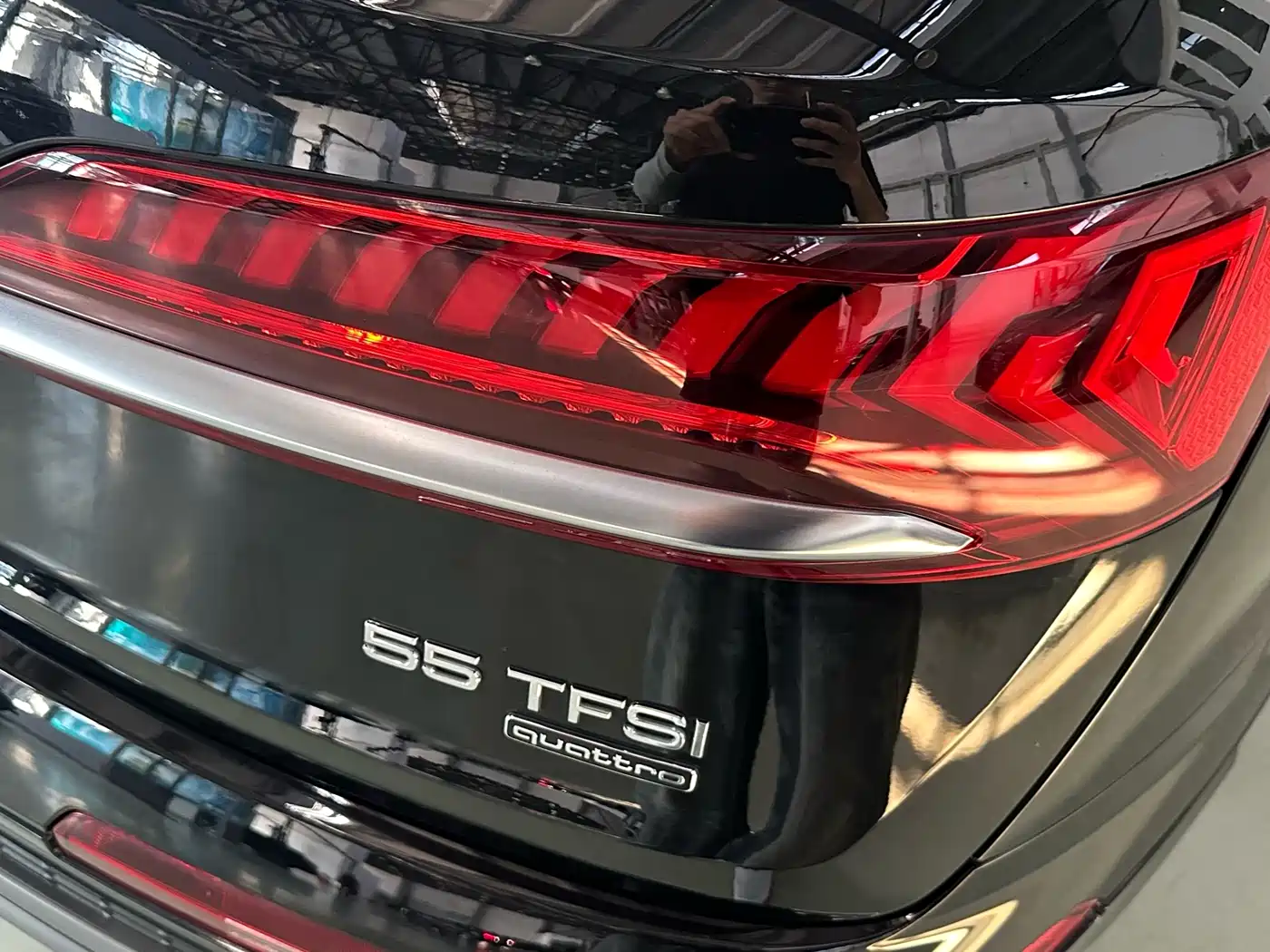 Audi Q7 2023 55 TFSI quattro S line Sport фото 16